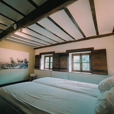 Le Trou 14, Ancienne Ferme Dans La Nature Avec Bain Nordique Feriehus *